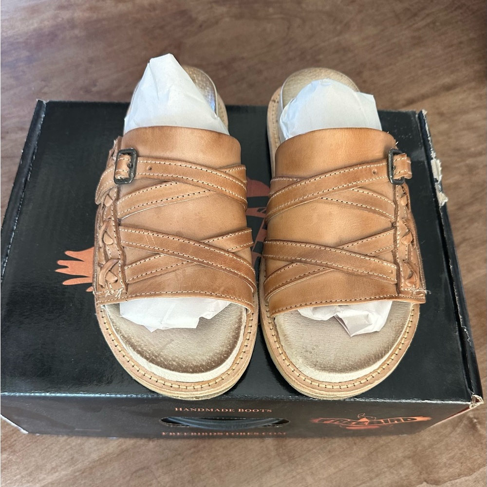 Freebird by Steven Womens Tan Leather Slide Sandals with Buckle Accent